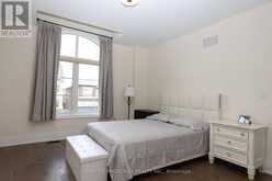 11 DAVID DUNLAP BOULEVARD | Richmond Hill Ontario | Slide Image Twenty-two