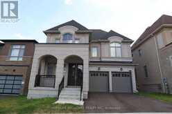 11 DAVID DUNLAP BOULEVARD | Richmond Hill Ontario | Slide Image Two