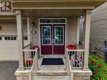 8670 CHICKORY TRAIL | Niagara Falls Ontario | Slide Image Four