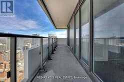 3402 - 2221 YONGE STREET | Toronto Ontario | Slide Image Twenty-seven