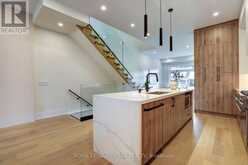 128 FLOYD AVENUE | Toronto Ontario | Slide Image Twelve