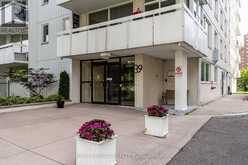 PH 4 - 39 STAVEBANK ROAD N | Mississauga Ontario | Slide Image Three