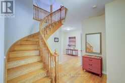423 OLD VILLAGE LANE | Shelburne Ontario | Slide Image Eight
