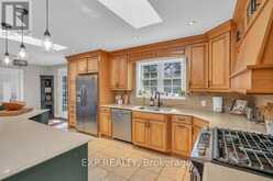 89 RIVER STREET | Georgina Ontario | Slide Image Eight