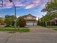 110 VELMAR DRIVE Vaughan Ontario, L4L 8W4