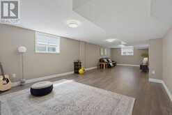 171 BRADWELL CHASE | London Ontario | Slide Image Thirty-one