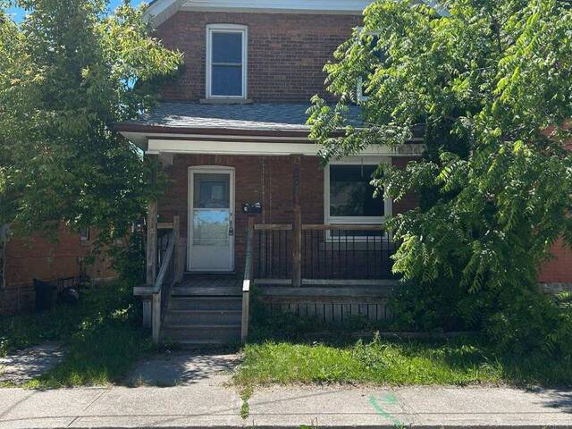 1068 1ST A AVENUE W Owen Sound Ontario, N4K 4K6 - 3 Bedrooms Home For Sale
