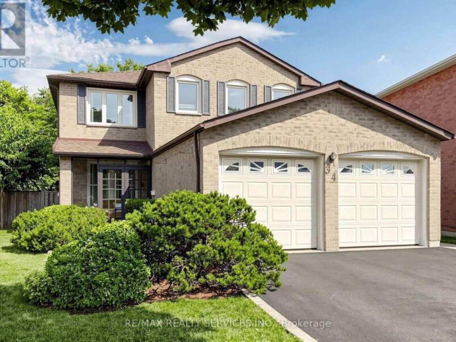 34 GRANBY COURT, Brampton, Ontario L6S 5K1