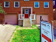 8 BRIDESBURG DRIVE Toronto Ontario, M9R 2K3