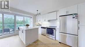 415 - 701 SHEPPARD AVENUE W | Toronto Ontario | Slide Image Five
