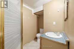 1 MCCUAIG COURT | Barrie Ontario | Slide Image Thirty-five