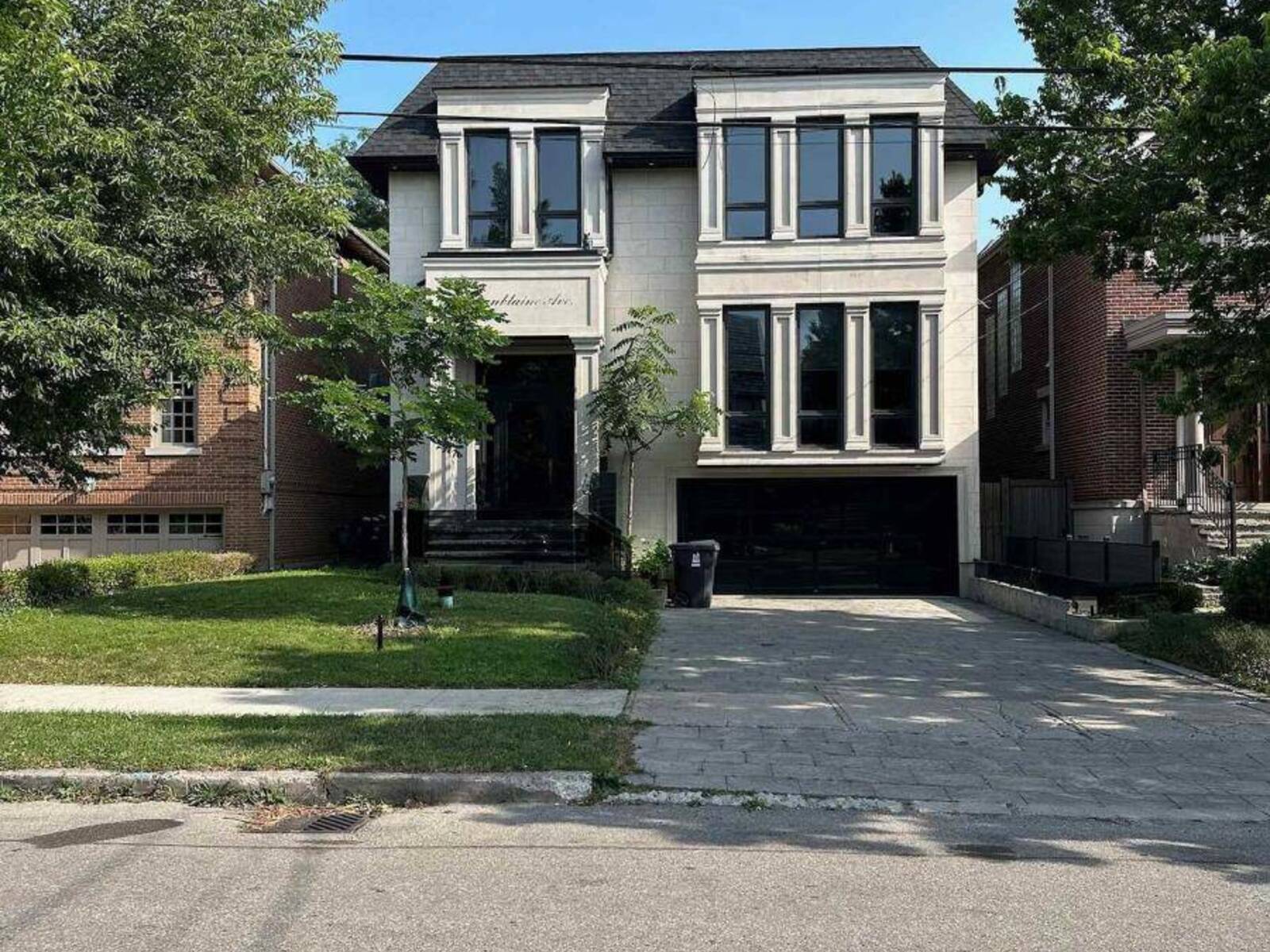 75 DUNBLAINE AVENUE, Toronto, Ontario M5M 2S2