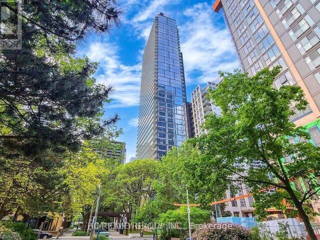 2 PARKING TANDEM - 1 GLOUCESTER STREET Toronto Ontario, M4Y 1L8 - Condo For Sale