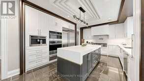 25 GUINEVERE COURT | Richmond Hill Ontario | Slide Image Fourteen