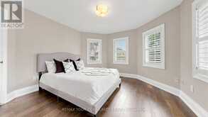 25 GUINEVERE COURT | Richmond Hill Ontario | Slide Image Thirty