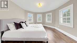 25 GUINEVERE COURT | Richmond Hill Ontario | Slide Image Thirty-one