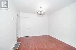 14 YATESCASTLE DRIVE | Toronto Ontario | Slide Image Thirteen