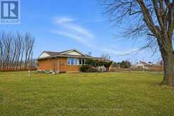 356 MOUNTAIN ROAD | Grimsby Ontario | Slide Image Three