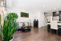 697 LIMPERT TERRACE | Newmarket Ontario | Slide Image Twelve