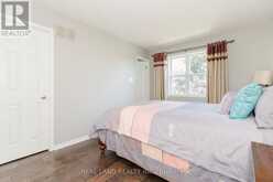 697 LIMPERT TERRACE | Newmarket Ontario | Slide Image Eighteen