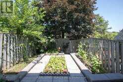 697 LIMPERT TERRACE | Newmarket Ontario | Slide Image Thirty-seven