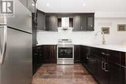 697 LIMPERT TERRACE | Newmarket Ontario | Slide Image Five