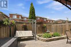 16 PIAZZA CRESCENT | Vaughan Ontario | Slide Image Thirty-eight