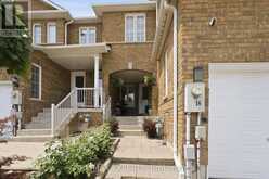 16 PIAZZA CRESCENT | Vaughan Ontario | Slide Image Three