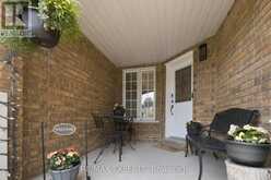 16 PIAZZA CRESCENT | Vaughan Ontario | Slide Image Four