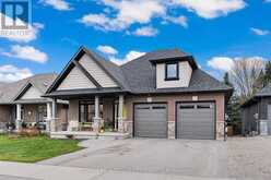 57 CUTTING DRIVE | Elora Ontario | Slide Image Seven