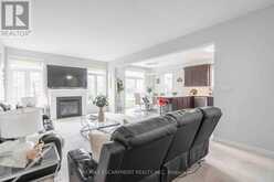 3 NARBONNE CRESCENT | Hamilton Ontario | Slide Image Nine