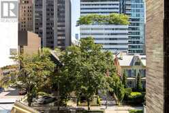 404 - 10 PRINCE ARTHUR AVENUE | Toronto Ontario | Slide Image Eight
