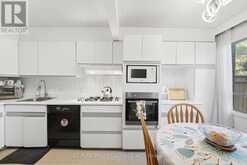 12 - 48 THREE VALLEYS DRIVE | Toronto Ontario | Slide Image Ten