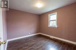 226 LAWRENCE AVENUE | Richmond Hill Ontario | Slide Image Twelve