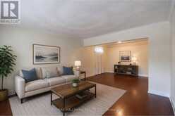 226 LAWRENCE AVENUE | Richmond Hill Ontario | Slide Image Five