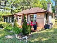 1987 CHAMPLAIN ROAD | Tiny Ontario | Slide Image Four