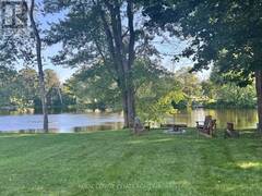 102 GREENFIELD PARK Belleville Ontario, K0K 1V0