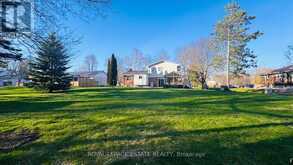 102 GREENFIELD PARK | Belleville Ontario | Slide Image Seven