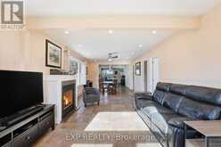 33 ISLE VISTA DRIVE | Georgina Ontario | Slide Image Three