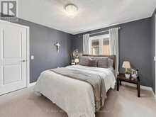 17 NEILLY TERRACE N | Bradford West Gwillimbury Ontario | Slide Image Thirty-four