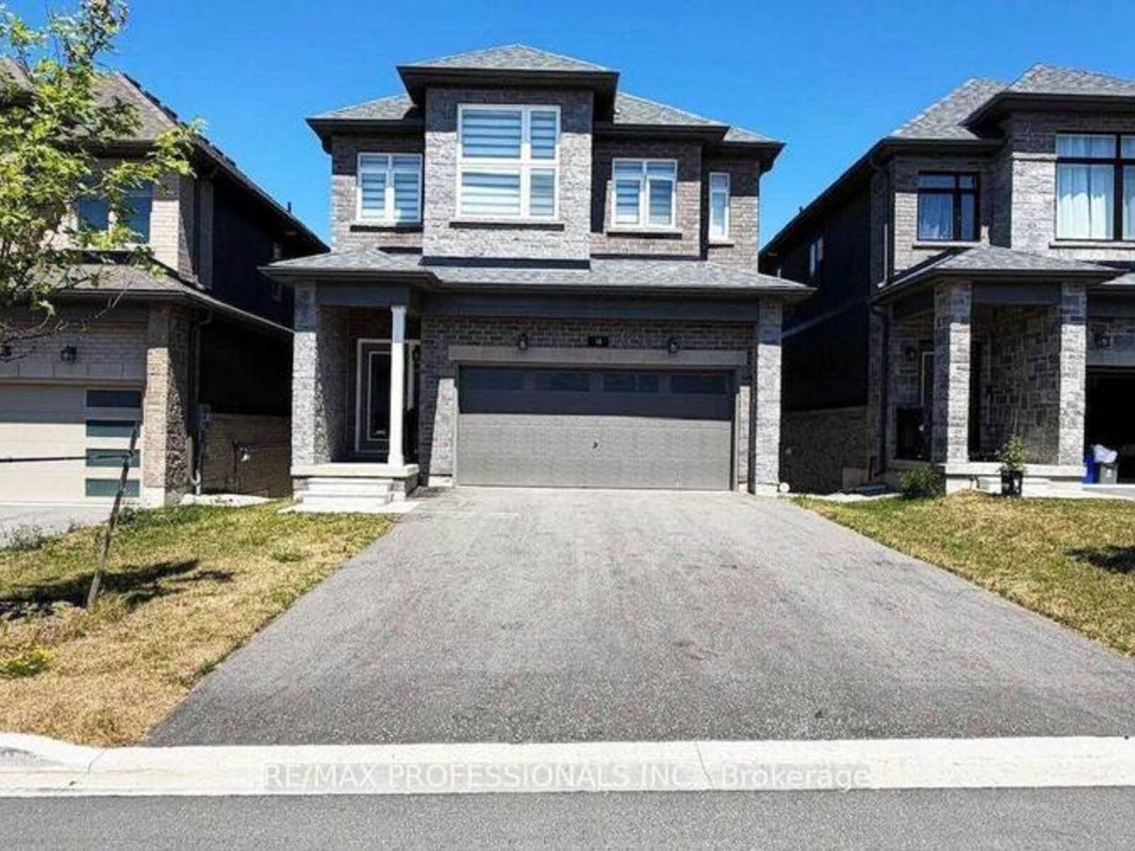 14 BARNYARD TRAIL, Barrie, Ontario L9J 0T4