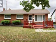35 PARKDALE DRIVE Thorold Ontario, L2V 2N5