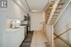 452 MONTROSE AVENUE | Toronto Ontario | Slide Image Eighteen
