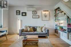 452 MONTROSE AVENUE | Toronto Ontario | Slide Image Seven