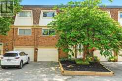 2 - 125 BONAVENTURE DRIVE | Hamilton Ontario | Slide Image One