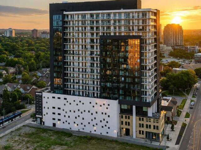 1907 - 181 KING STREET S Waterloo Ontario, N2J 1P7 - 2 Bedrooms Condo For Sale