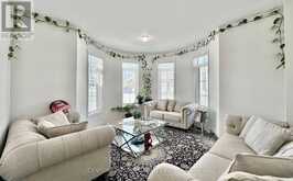 21 TUPLING STREET | Bradford West Gwillimbury Ontario | Slide Image Ten
