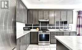 21 TUPLING STREET | Bradford West Gwillimbury Ontario | Slide Image Twelve