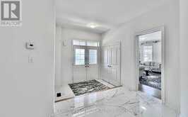 21 TUPLING STREET | Bradford West Gwillimbury Ontario | Slide Image Eight