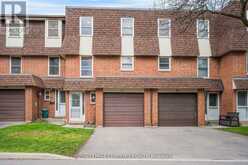 91 - 371 BRONTE STREET S | Milton Ontario | Slide Image One